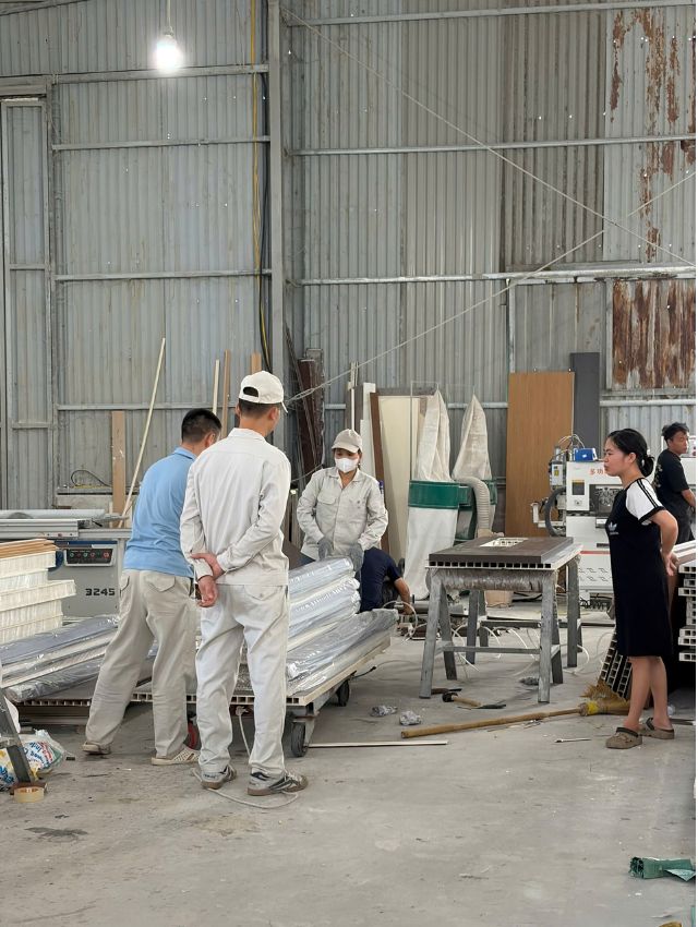 SỬ DỤNG PHÔI CỬA GỖ NHỰA COMPOSITE