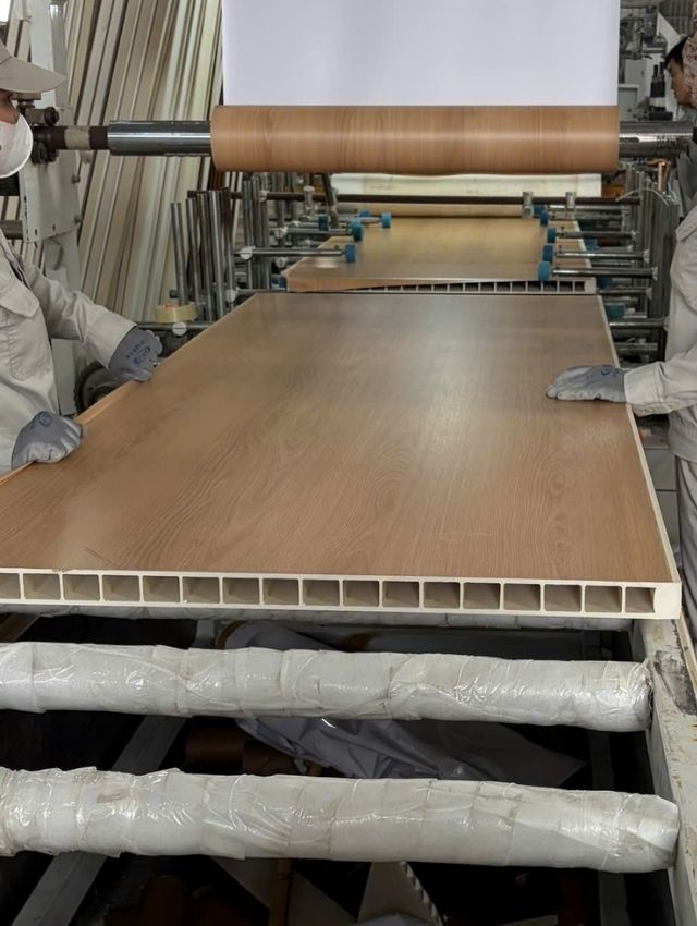 Kinh nghiệm chọn phôi cửa nhựa composite